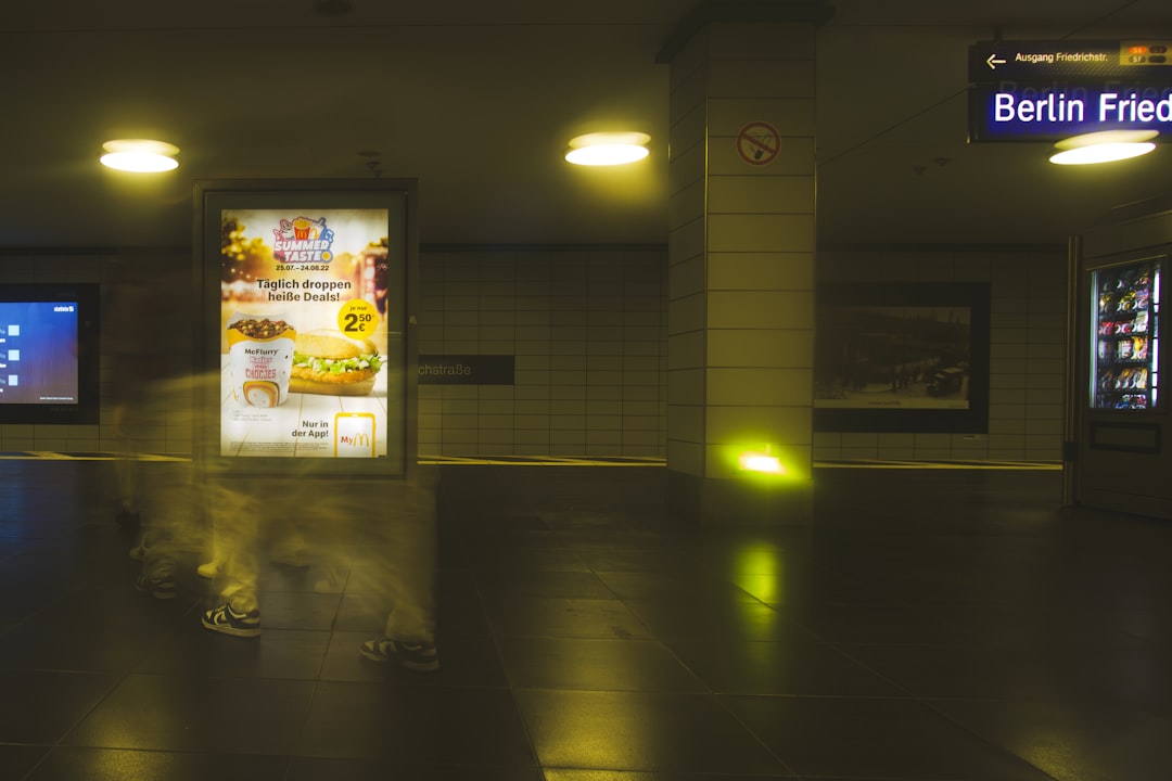 Metro Fliesen Küche: Zeitloser Charme für jede Kochumgebung